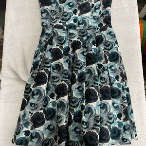 Stylish Blue and Black Floral Dress